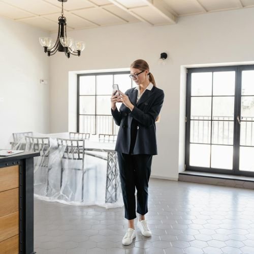 6 Essential Questions to Ask Compass Agents About How They Use Social Media in Houston TX