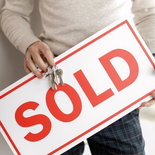 3 Key Reasons Why So Many Compass Realtors in Houston TX Don’t Have Their Own Website